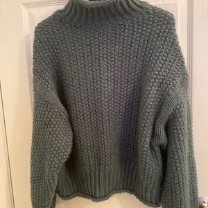 Light green Cropped sweater